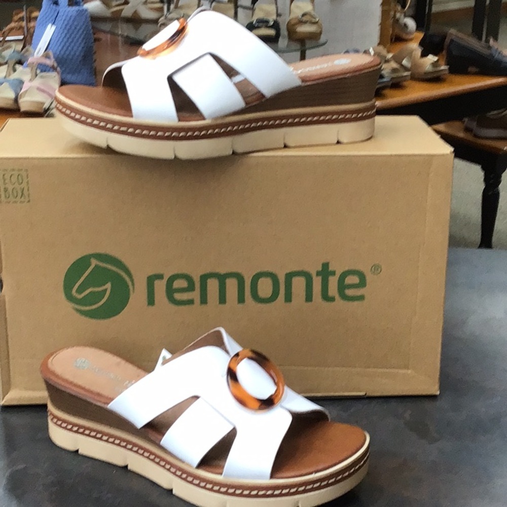 Remonte White Women's Sandals